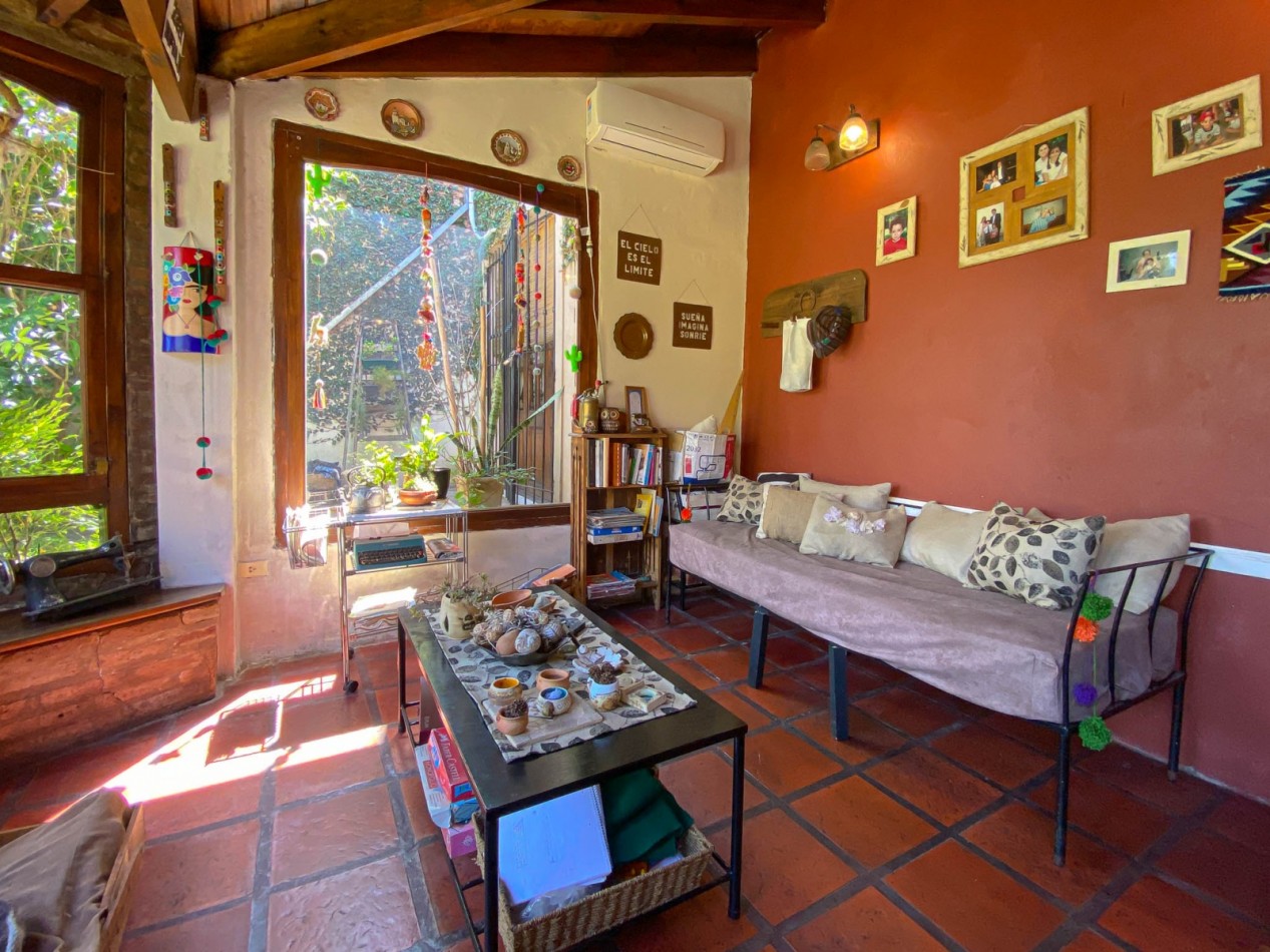 Chalet de 4 ambientes, excelente estado y ubicacion, Merlo 800.