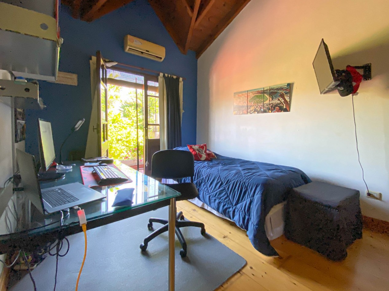 Chalet de 4 ambientes, excelente estado y ubicacion, Merlo 800.
