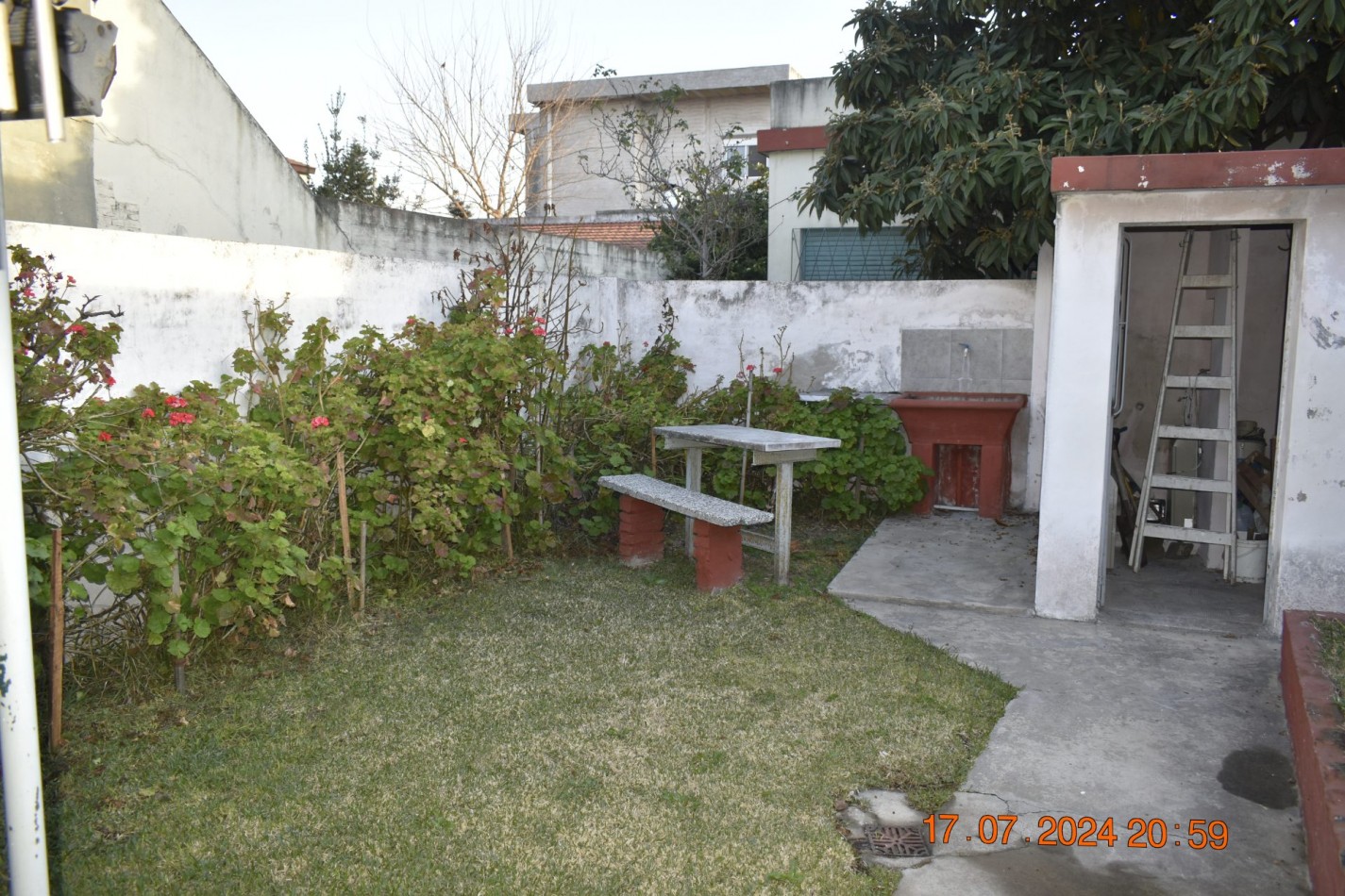 Casa en venta ideal 2 familias, Santa Catalina 1000, Moron.