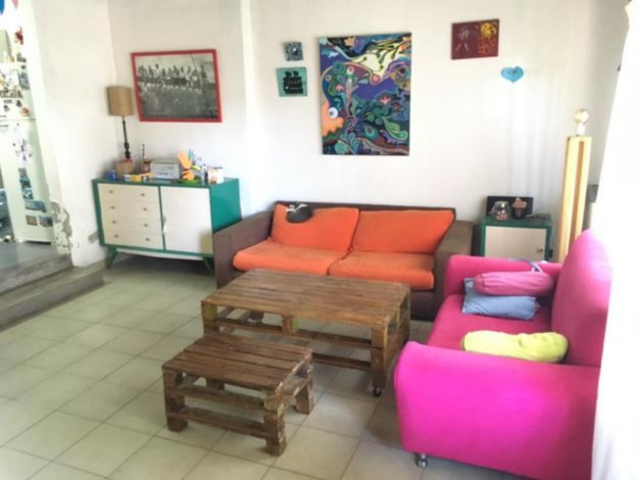 Casa en venta Castelar sur 3 amb. y gran fondo. Tte. Fernandez 3200.