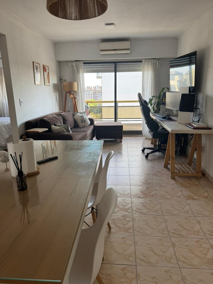 Departamento 2 ambientes muy buen edificio, actualizacion semestral