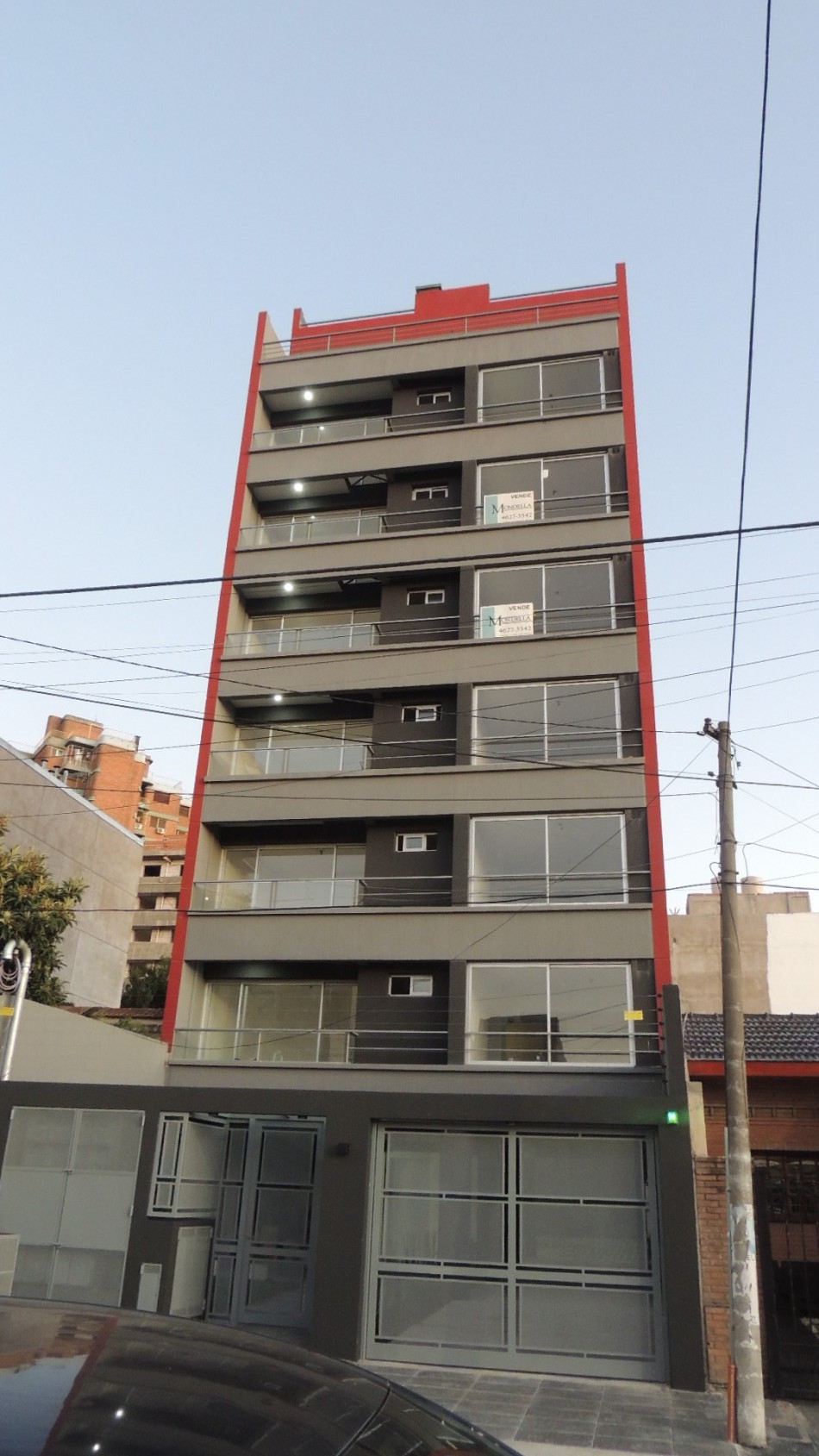 Monoambiente con cochera en alquiler Cercano estacion y Facultad Moron, actualizacion semestral