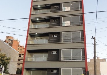 Monoambiente con cochera en alquiler Cercano estacion y Facultad Moron, actualizacion semestral